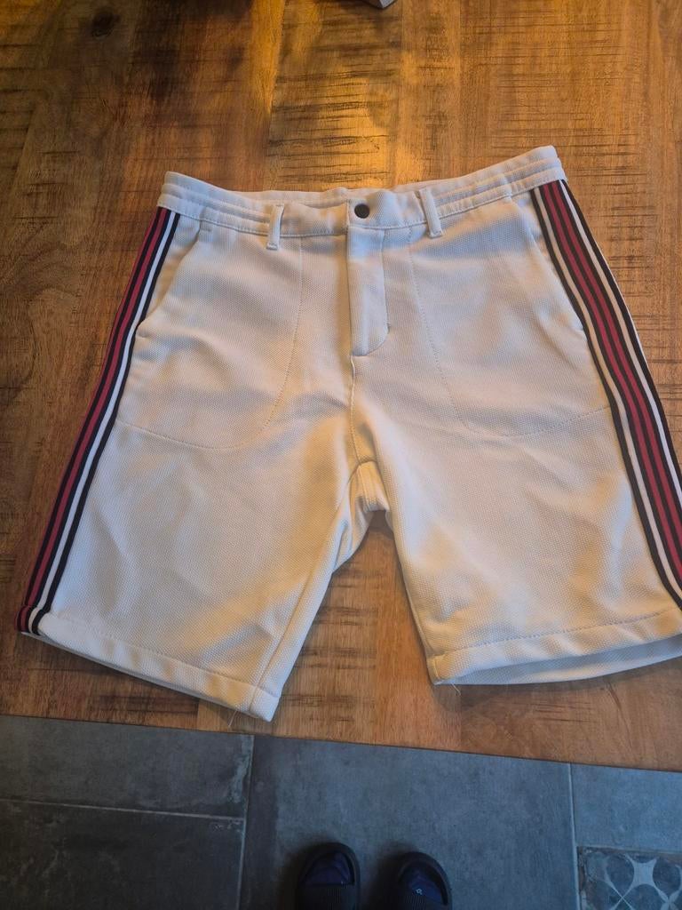 Korte broek Zara Man maat M, Maat 48/50 (M), Wit, Ophalen of Verzenden, Zo goed als nieuw