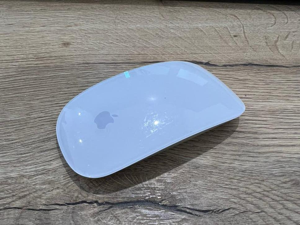 Apple Magic Mouse 2 - Zilver (A1296) - Draadloos, Ophalen of Verzenden, Zo goed als nieuw, Draadloos, Muis