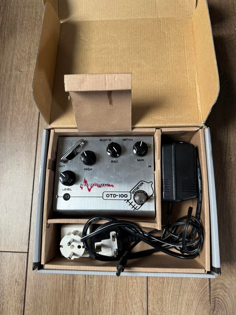 Biyang otd-100 buizen preamp/ voorversterker, Muziek en Instrumenten, Ophalen of Verzenden, Zo goed als nieuw