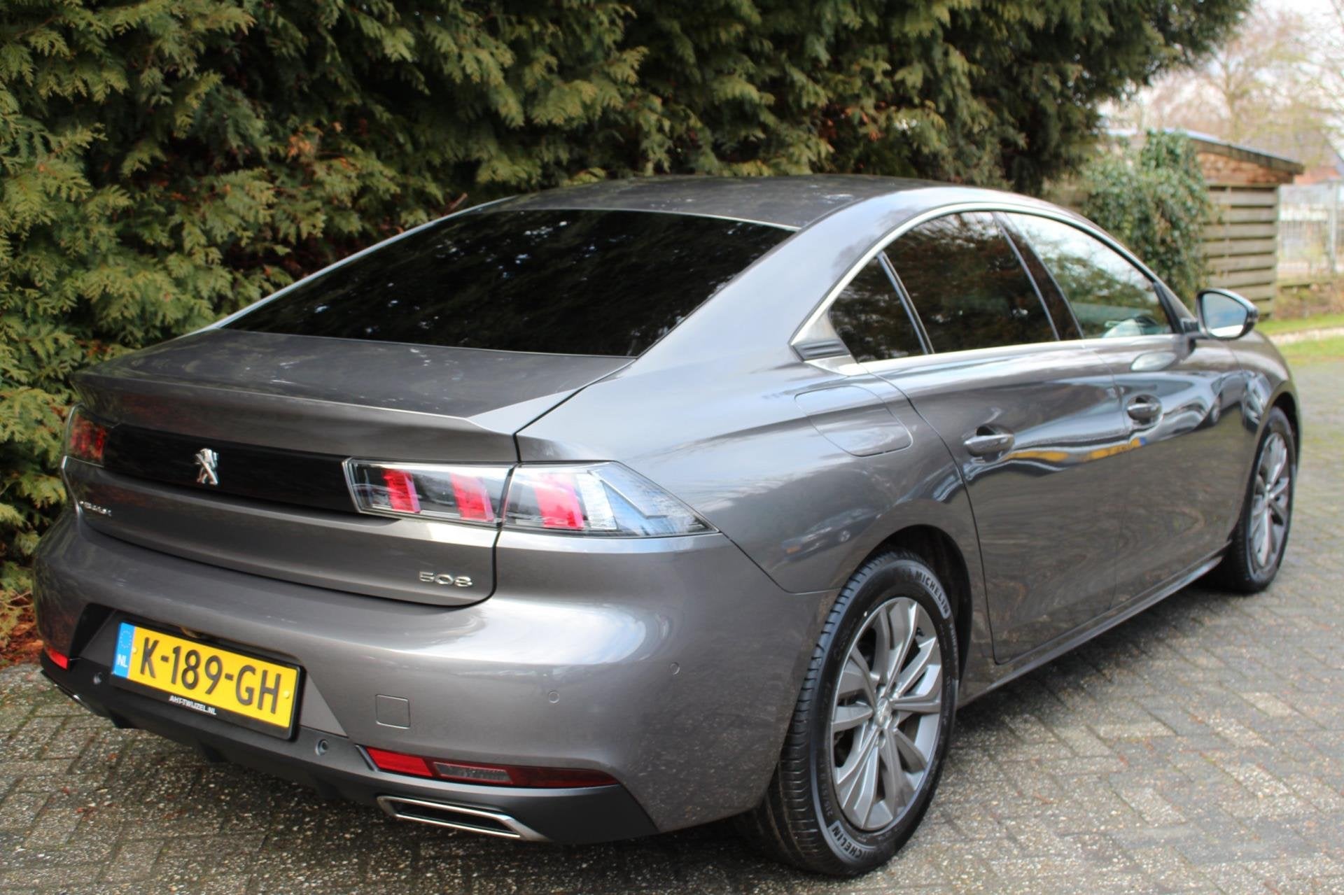 Peugeot 508 1.2 PureTech Allure Pack 131PK | Parkeercamera |, Stof, Gebruikt, 1199 cc, Origineel Nederlands