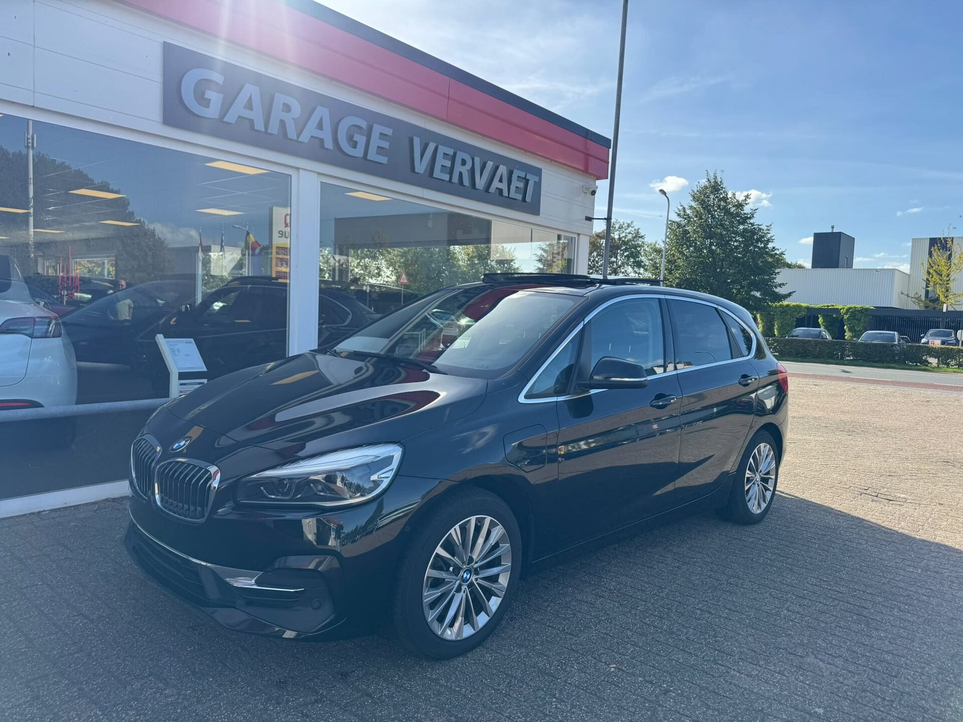 BMW 2-serie Active Tourer 225xe iPerformance High Executive, Auto's, Gebruikt, Overige brandstoffen, Zwart, Bedrijf