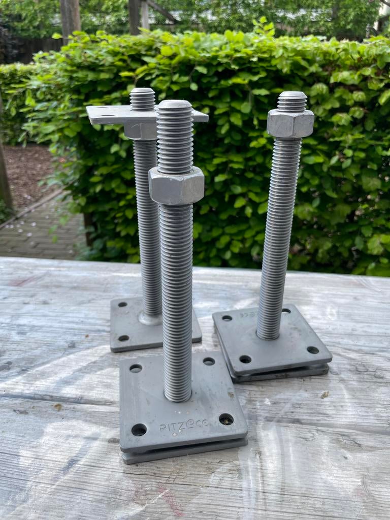 PITZL Verstelbare Balkdragers - prijs is voor 3 stuks, Ophalen, Zo goed als nieuw, 100 tot 250 mm, Overige typen