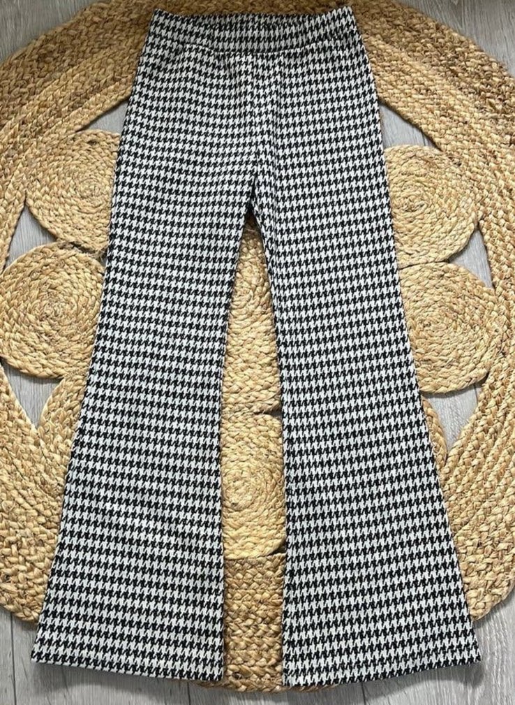 Hippe flared pant HEMA 134/140, Ophalen of Verzenden, Zo goed als nieuw, Meisje, Broek