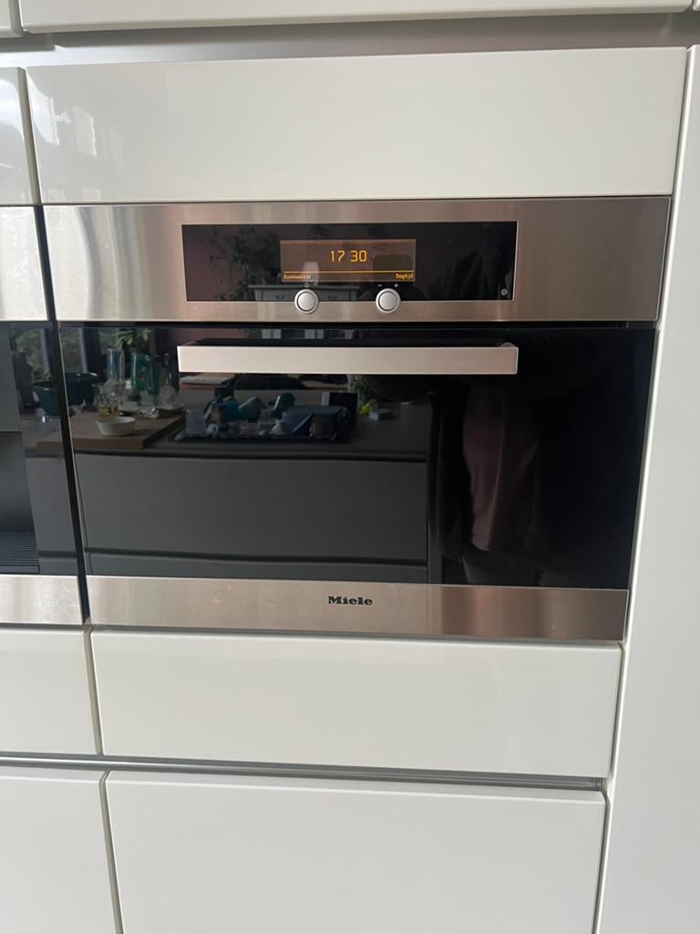 Miele stoomoven DG4060, nagenoeg nieuw., Witgoed en Apparatuur, Stoomapparaten, Ophalen, Zo goed als nieuw