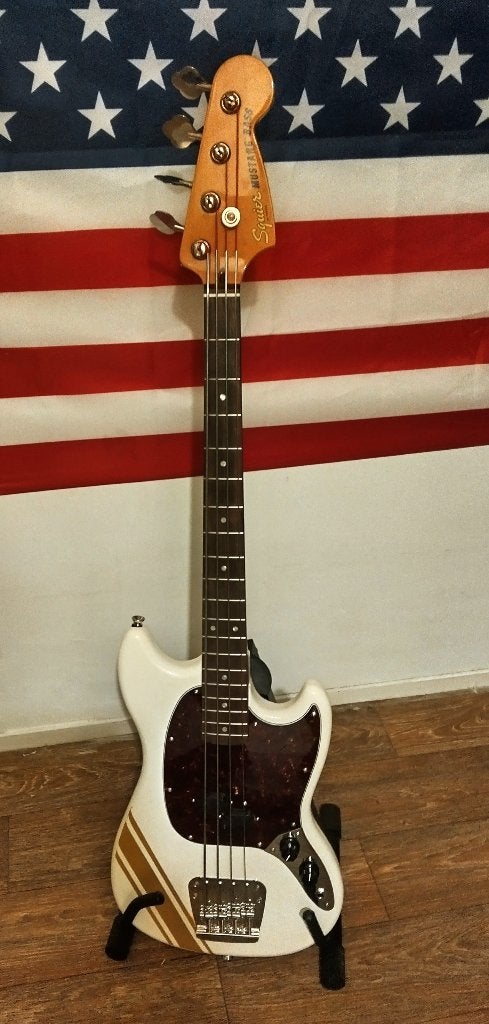 Squier By Fender CV 60s Mustang Bass OWHipshot+ Drop D Tuner, Ophalen, Nieuw, Elektrisch