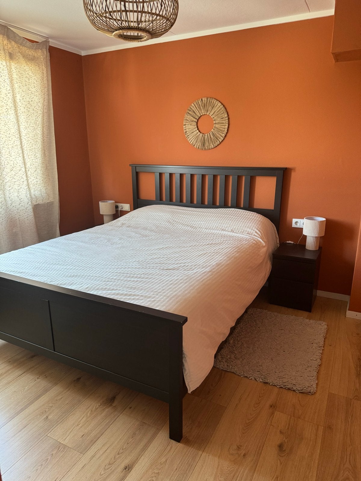 Ikea Hemnes bed 160x200 met lattenbodem en matras, Ophalen, Gebruikt, Zwart, Tweepersoons