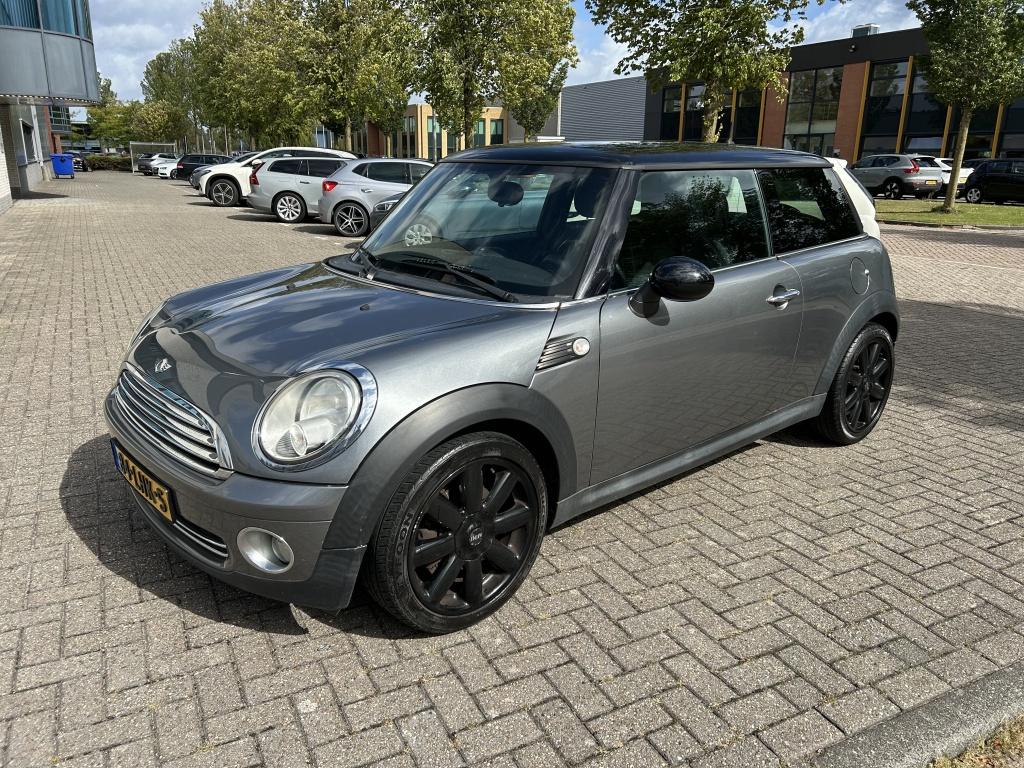 MINI Mini 1.6 Cooper Bns Line 123PK 6-BAK AIRCO CRUISE NAP!, Auto's, Mini, Voorwielaandrijving, Euro 5, Stof, 4 cilinders