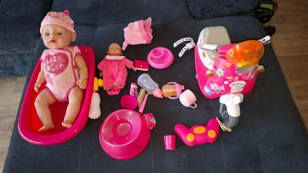 Baby Born set: pop, afstandbestuurbare scooter, Ophalen, Gebruikt, Babypop