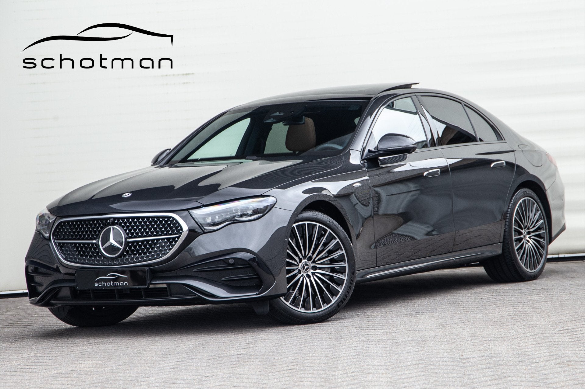 Mercedes-Benz E-Klasse 400 e 4MATIC AMG Premium Plus, Hypers, Auto's, Mercedes-Benz, Automaat, Gebruikt, 4 cilinders, 2145 kg