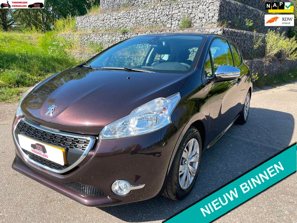 Peugeot 208 1.2 VTi Urban Soul | NAP | Airco | Cruise - Clim, Euro 5, Stof, Gebruikt, 31 €/maand