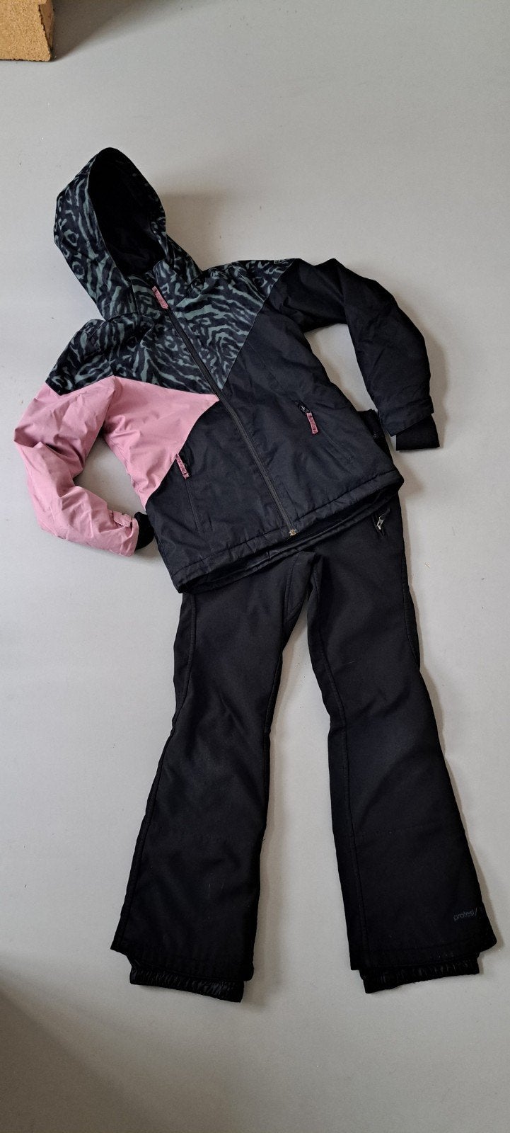 Compleet skipak + meer  merk skikleding meisje maat 152, Gebruikt, Protest, Meisje, Ophalen of Verzenden