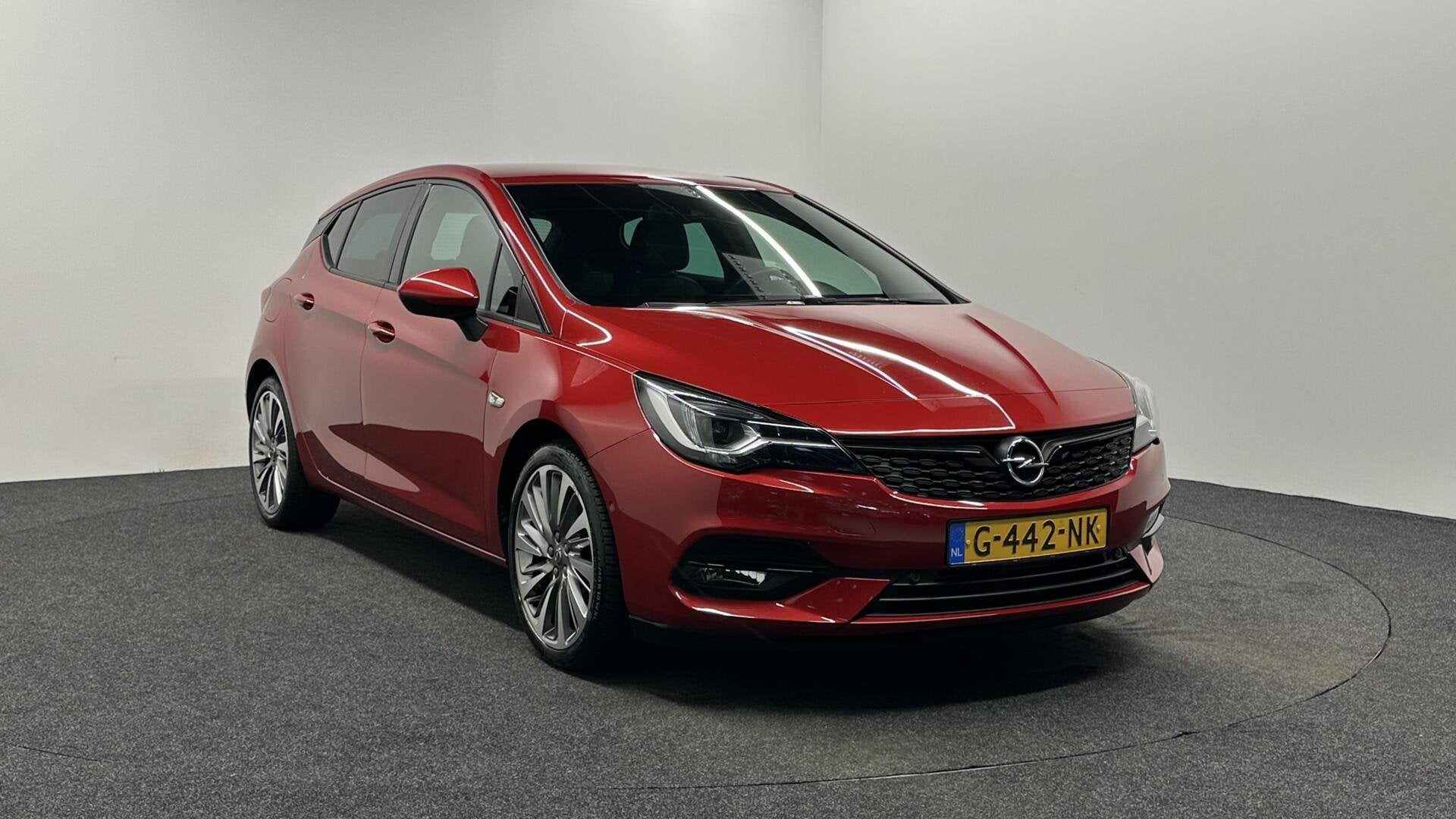 Opel Astra 1.2 Elegance CAMERA NAVI CARPLAY ECC CRUISE LM., Auto's, Opel, Voorwielaandrijving, 1350 kg, Gebruikt, 1199 cc