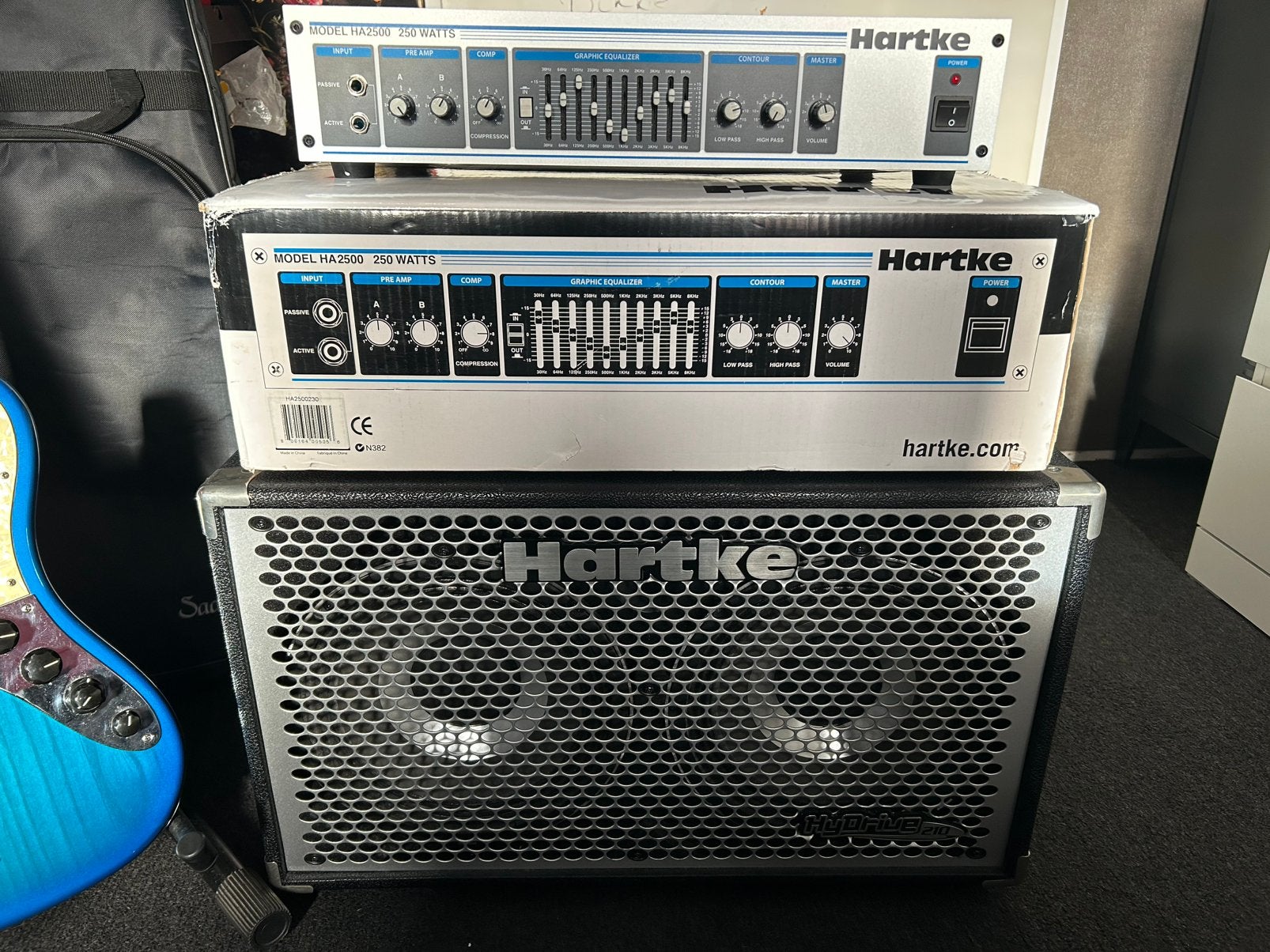 Hartke versterker + Cabinet, Ophalen of Verzenden, 100 watt of meer