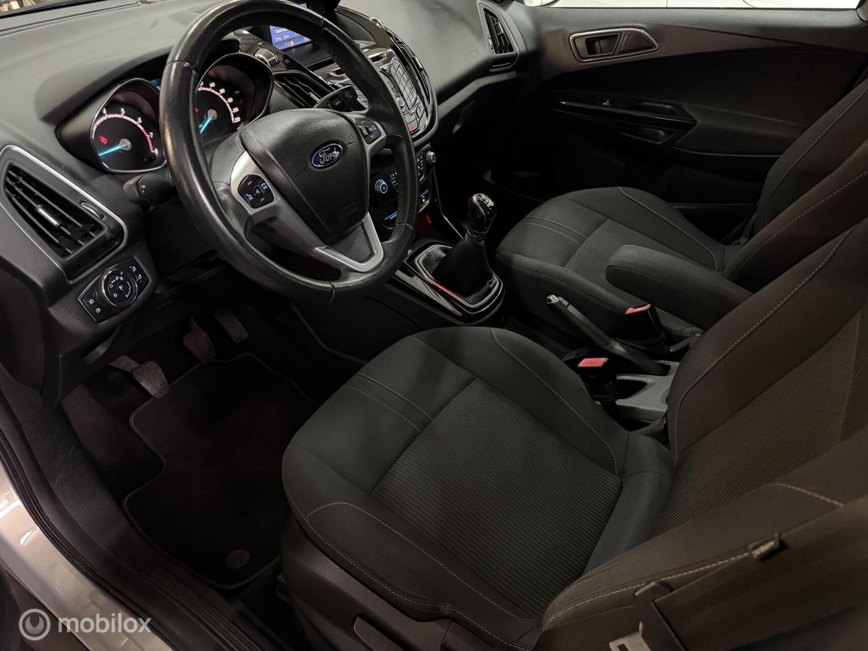Ford B-Max 1.0 Titanium|Airco|Camera|Cruise|Bluetooth|PDC|, Auto's, Voorwielaandrijving, Euro 5, 101 pk, Gebruikt
