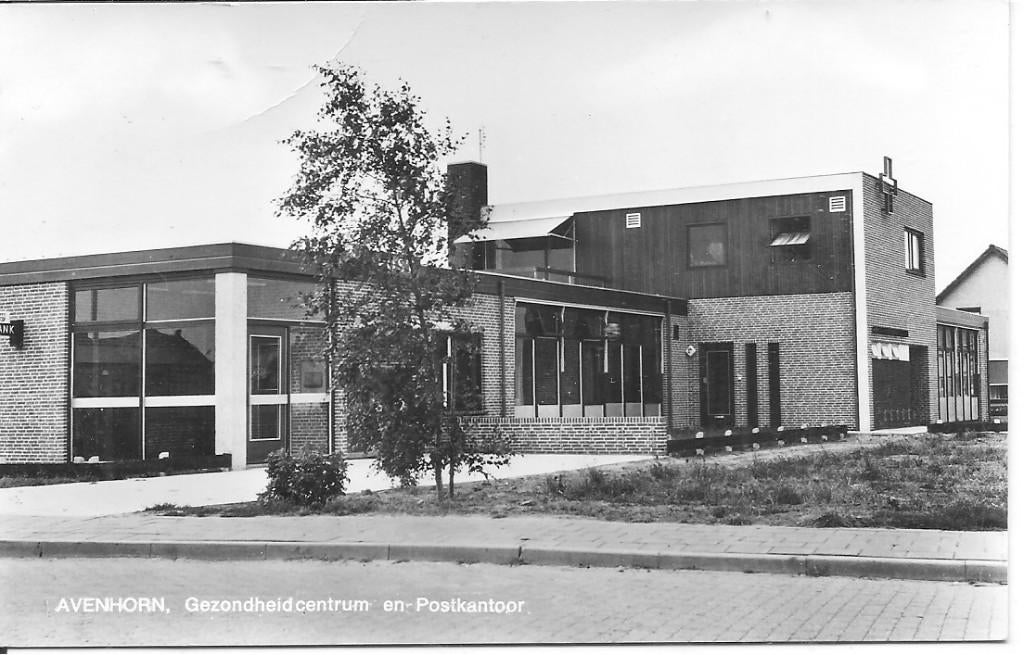 Avenhorn Gezondheidscentrum en Postkantoor., Ophalen of Verzenden, 1960 tot 1980, Ongelopen, Noord-Holland