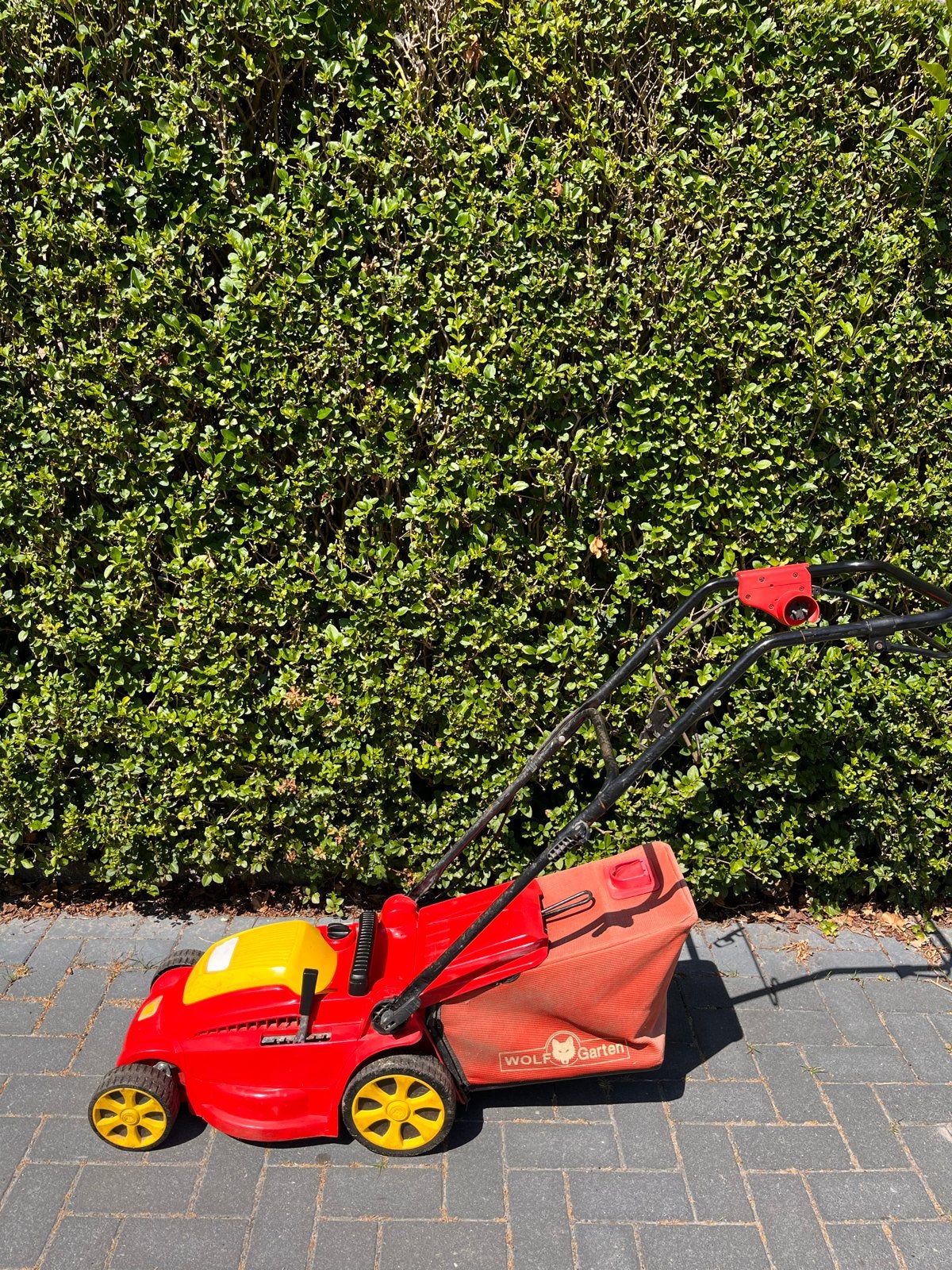 Wolf Garten A 340 E Elektrische Grasmaaier, Tuin en Terras, Grasmaaiers, Gebruikt, Elektrische grasmaaier, 30 t/m 39 cm, Cirkelmaaier