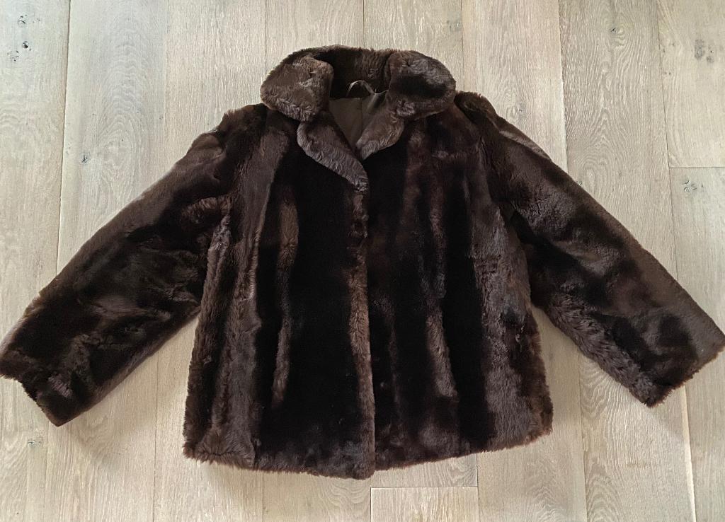 Hele mooie echte bontjas, Maat 38/40 (M), Bruin, Ophalen of Verzenden, Onbekend