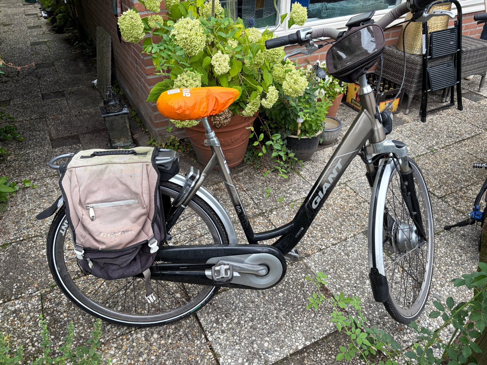 Giant electrische fiets Opknapper (Defect), Ophalen, Zo goed als nieuw, Minder dan 30 km per accu, Overige merken