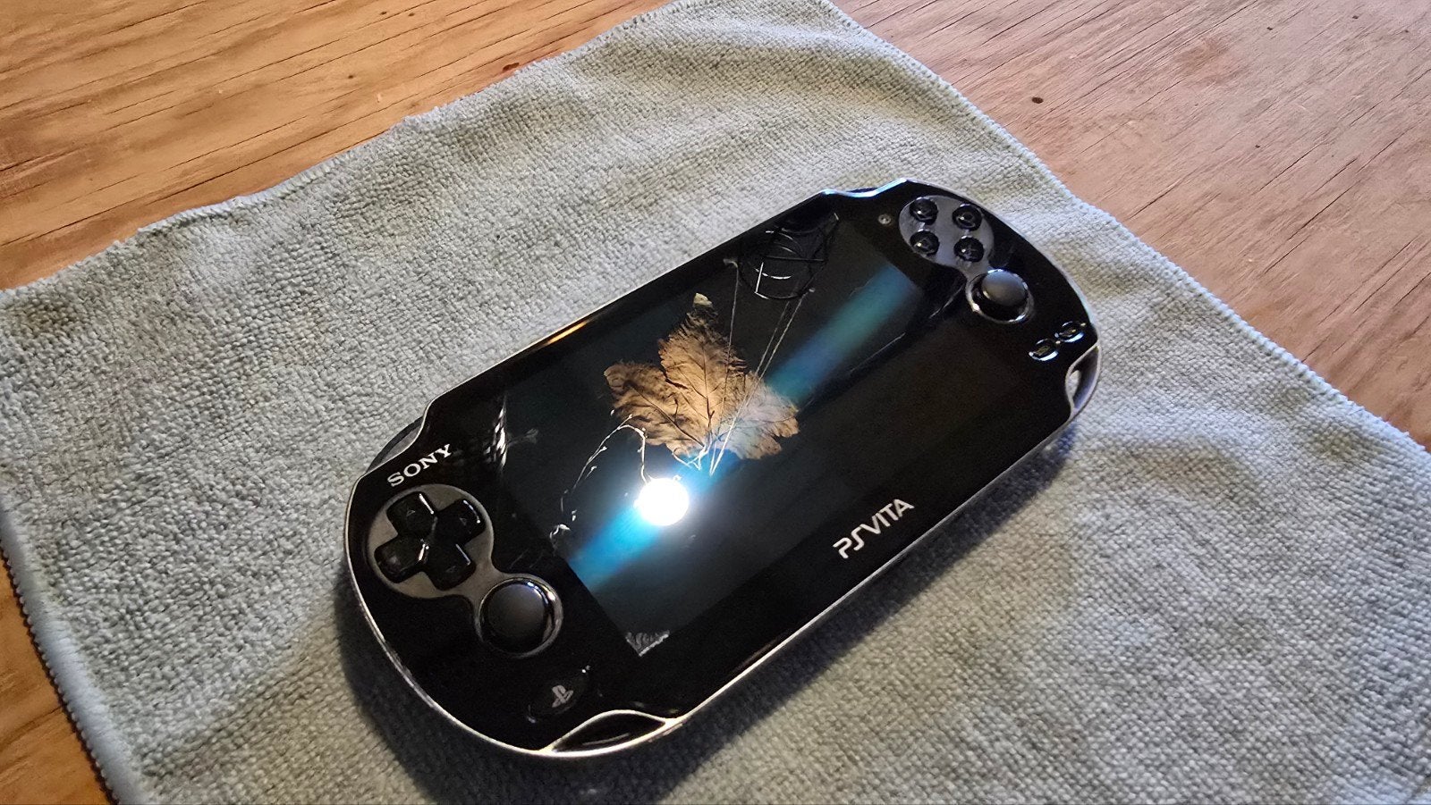 Sony PlayStation Vita (PS Vita) 1000 - In bijna nieuwe staat, Ophalen of Verzenden, Refurbished, Zwart