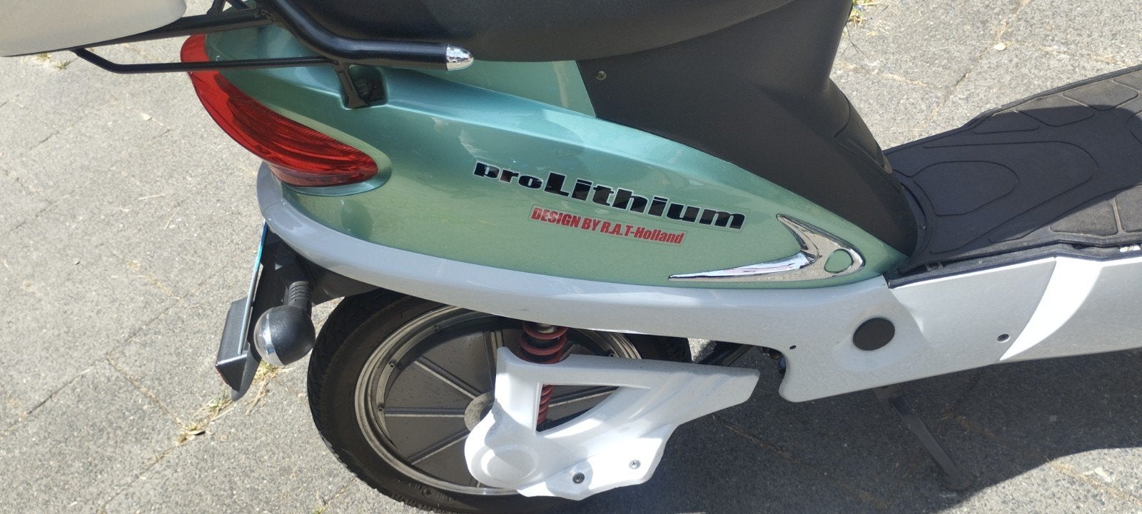 Elektrische scooter, Elektrisch, Zo goed als nieuw, Maximaal 25 km/u, Ophalen