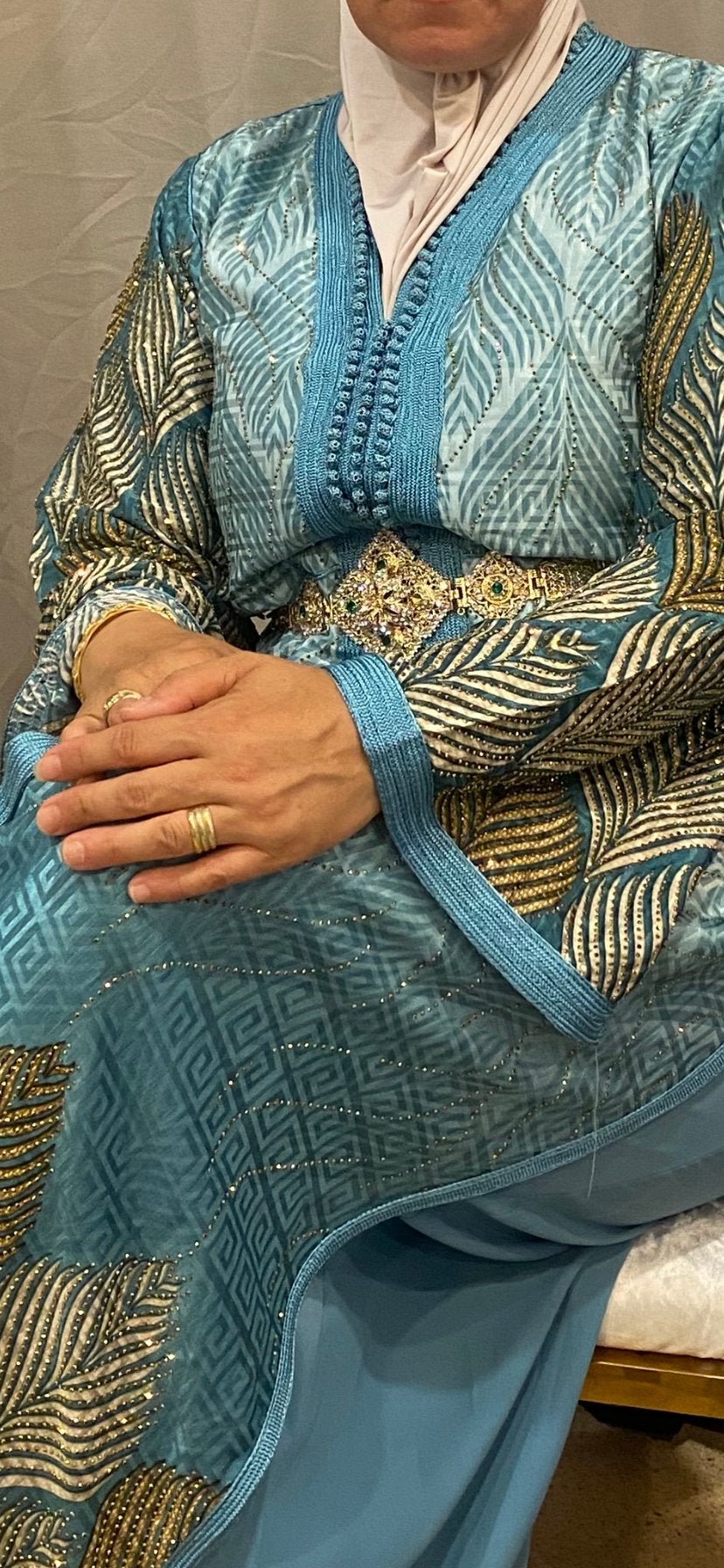 Te huur: Prachtige Tekchita - Perfect voor speciale gelegenh, Maat 38/40 (M), Huwelijk, Ophalen of Verzenden, Zo goed als nieuw