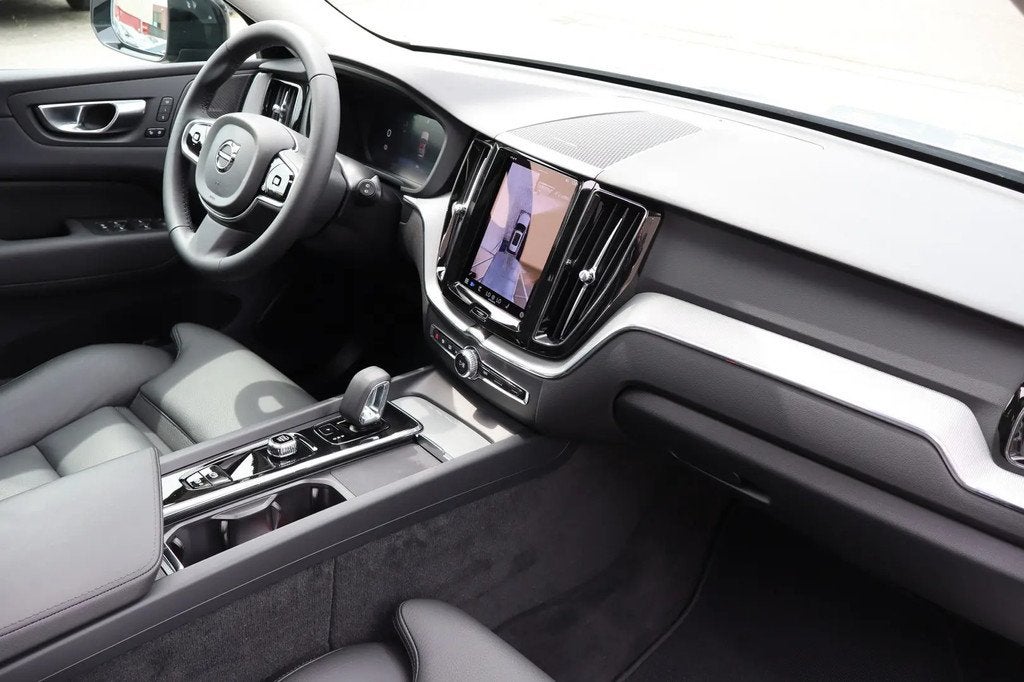Volvo XC60 2.0 T8 Plug-in hybrid AWD Dark Panor € 52.450,0, Automaat, Gebruikt, Euro 6, 4 cilinders