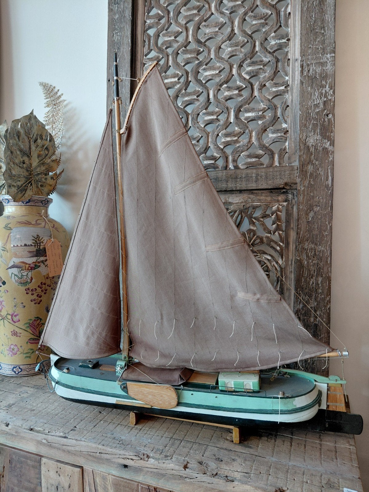 Houten Fries skutsje model - 73 cm lang, 77 cm hoog, Gebruikt, Groter dan 1:32, Onbekend, Onbekend