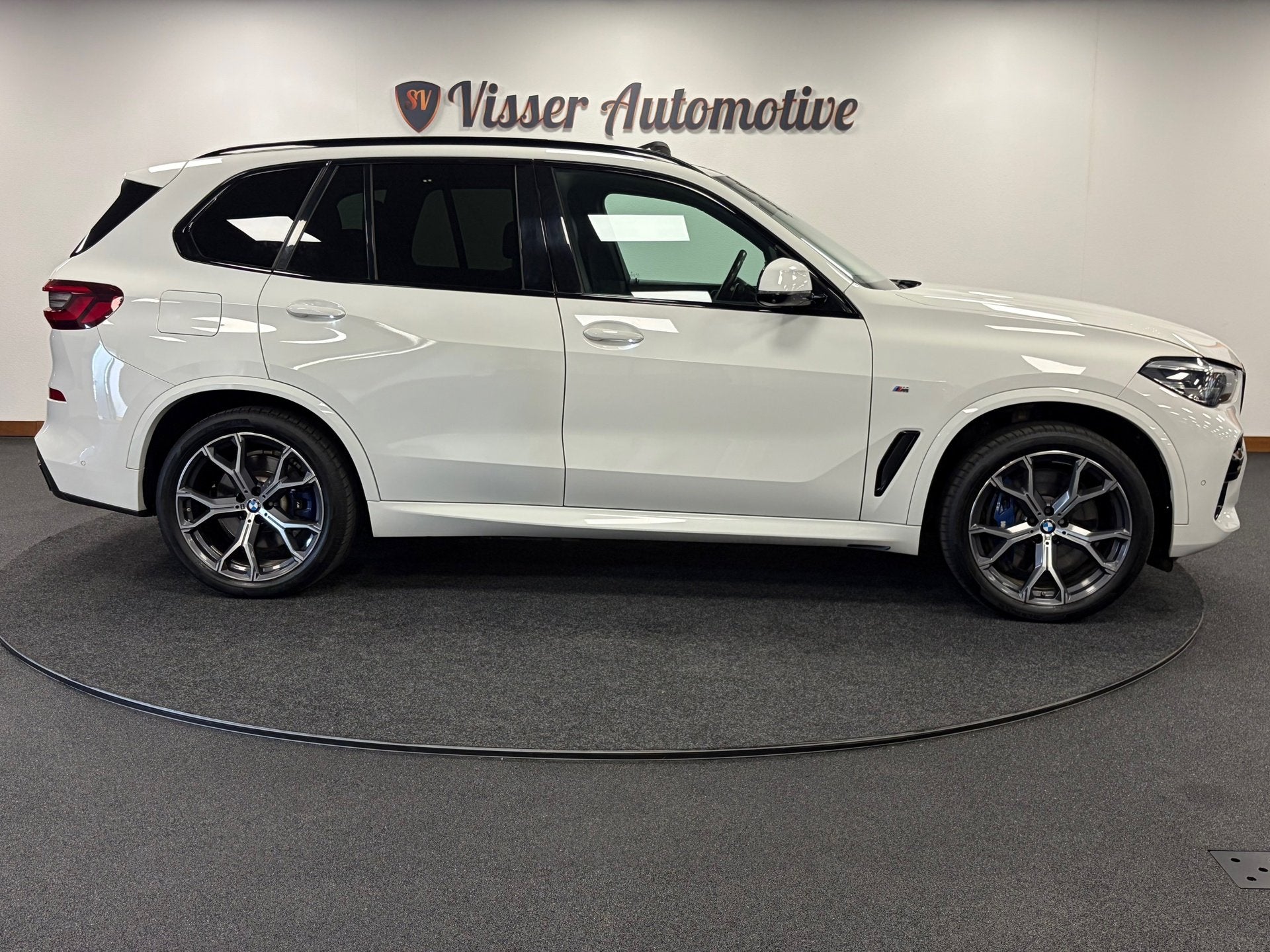 BMW X5 XDrive45e Executive*M-pakket*Pano*Head-up*Luchtvering, Wit, Hybride Elektrisch/Benzine, 2998 cc, 211 pk