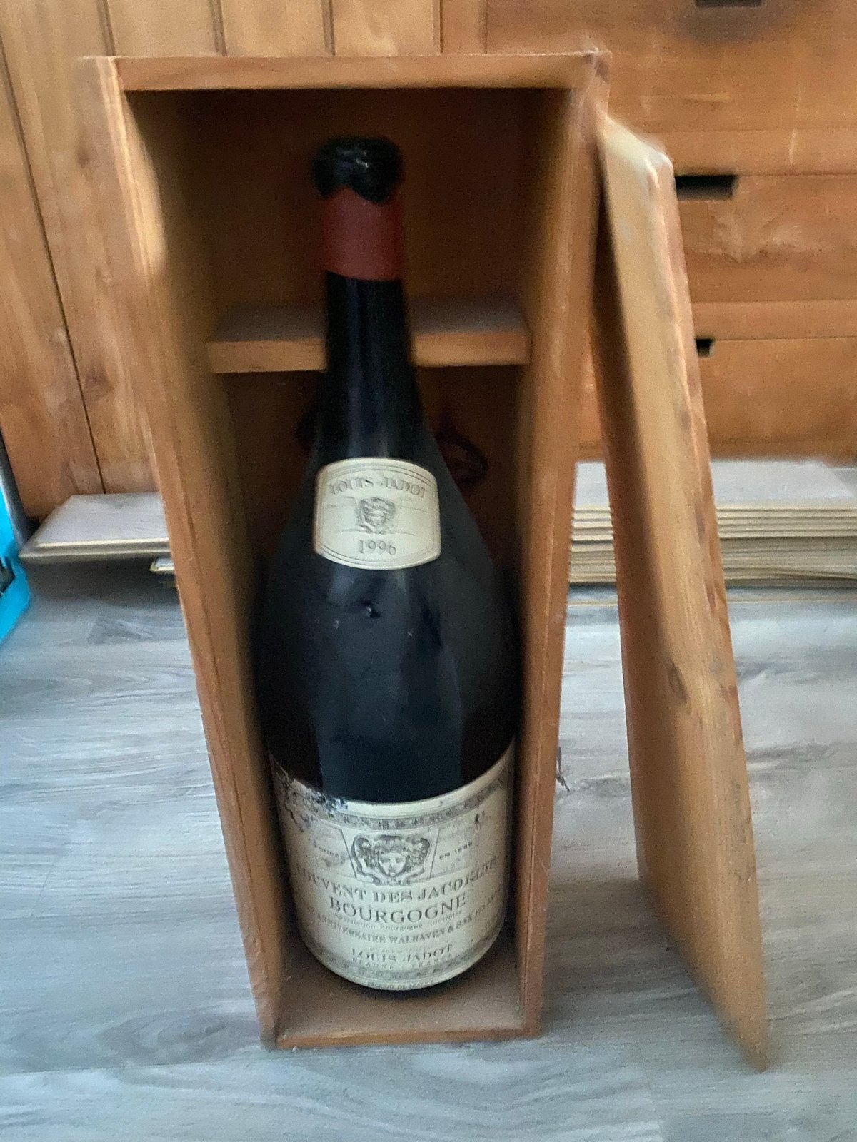 Louis Jadot Bourgogne 1996 (leeg) - Decoratie, Verzamelen, Ophalen, Gebruikt, Frankrijk, Rode wijn