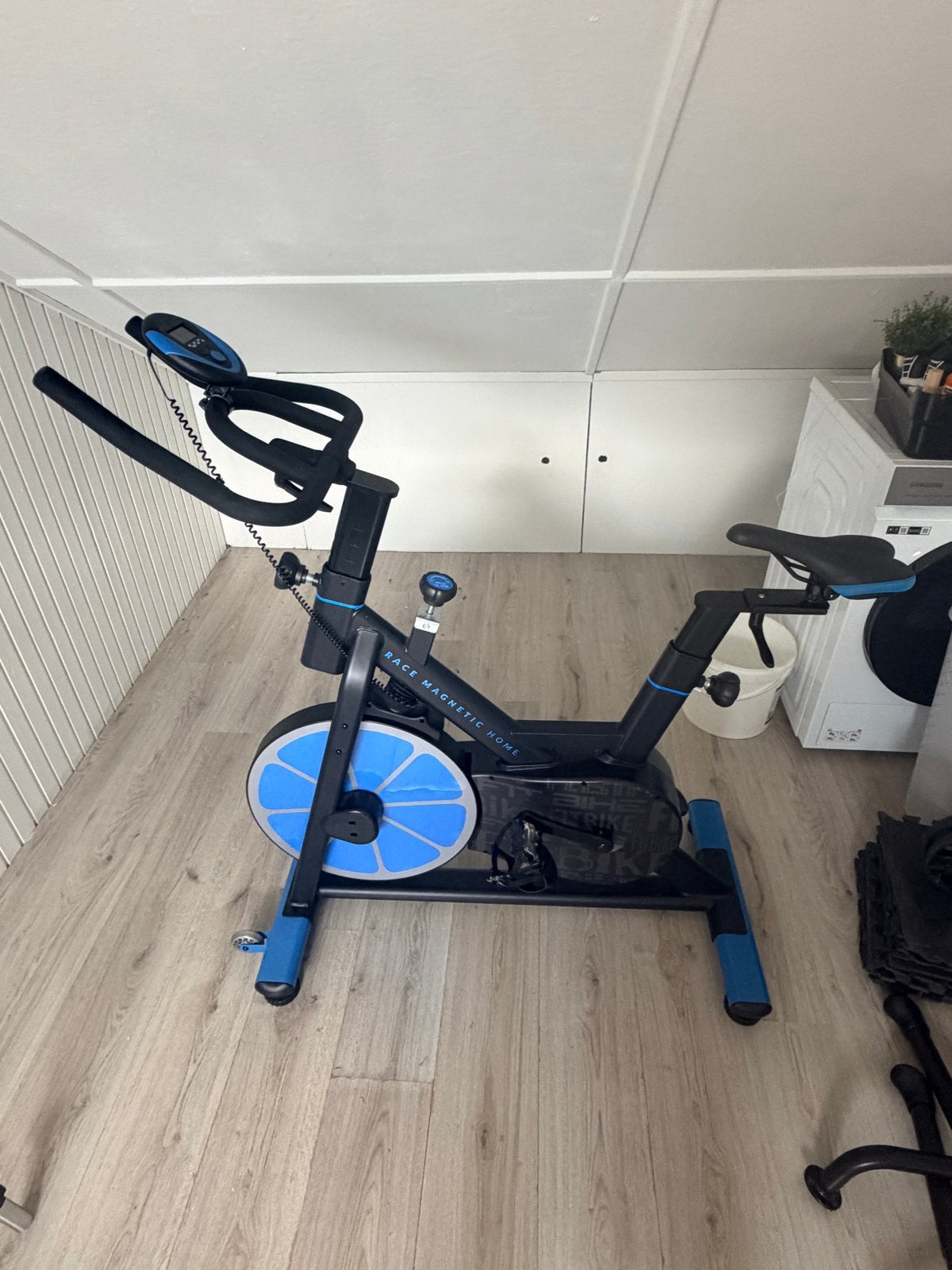 FitBike Race Magnetic Home Spinningfiets 20KG Vliegwiel ZGAN, Sport en Fitness, Ophalen, Spinningfiets, Zo goed als nieuw, Metaal