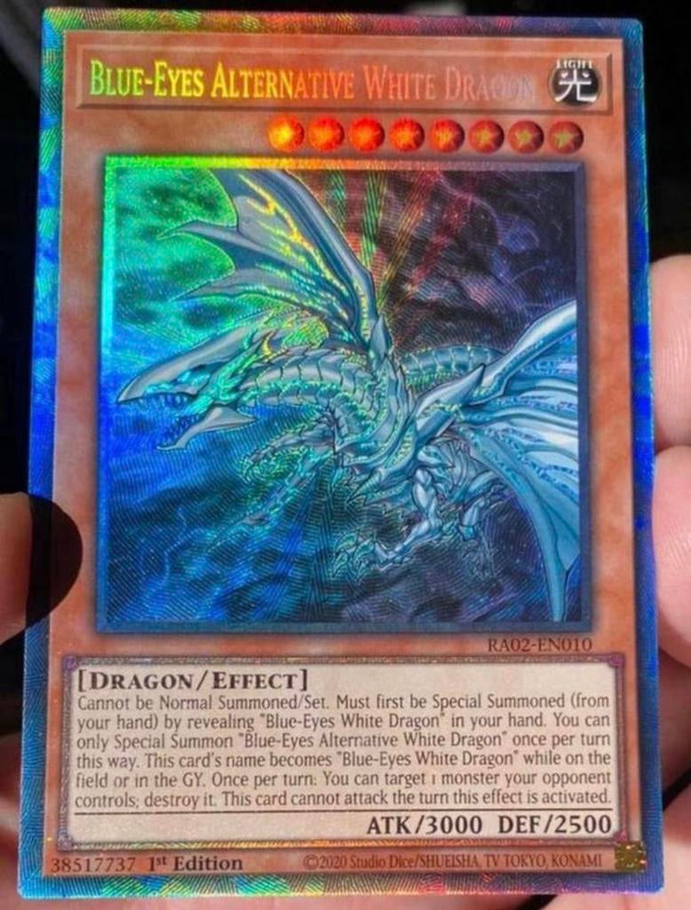 Yu-Gi-Oh! Blue Eyes Alternative White  Dragon RA02 1st !, Ophalen of Verzenden, Zo goed als nieuw, Losse kaart, Foil