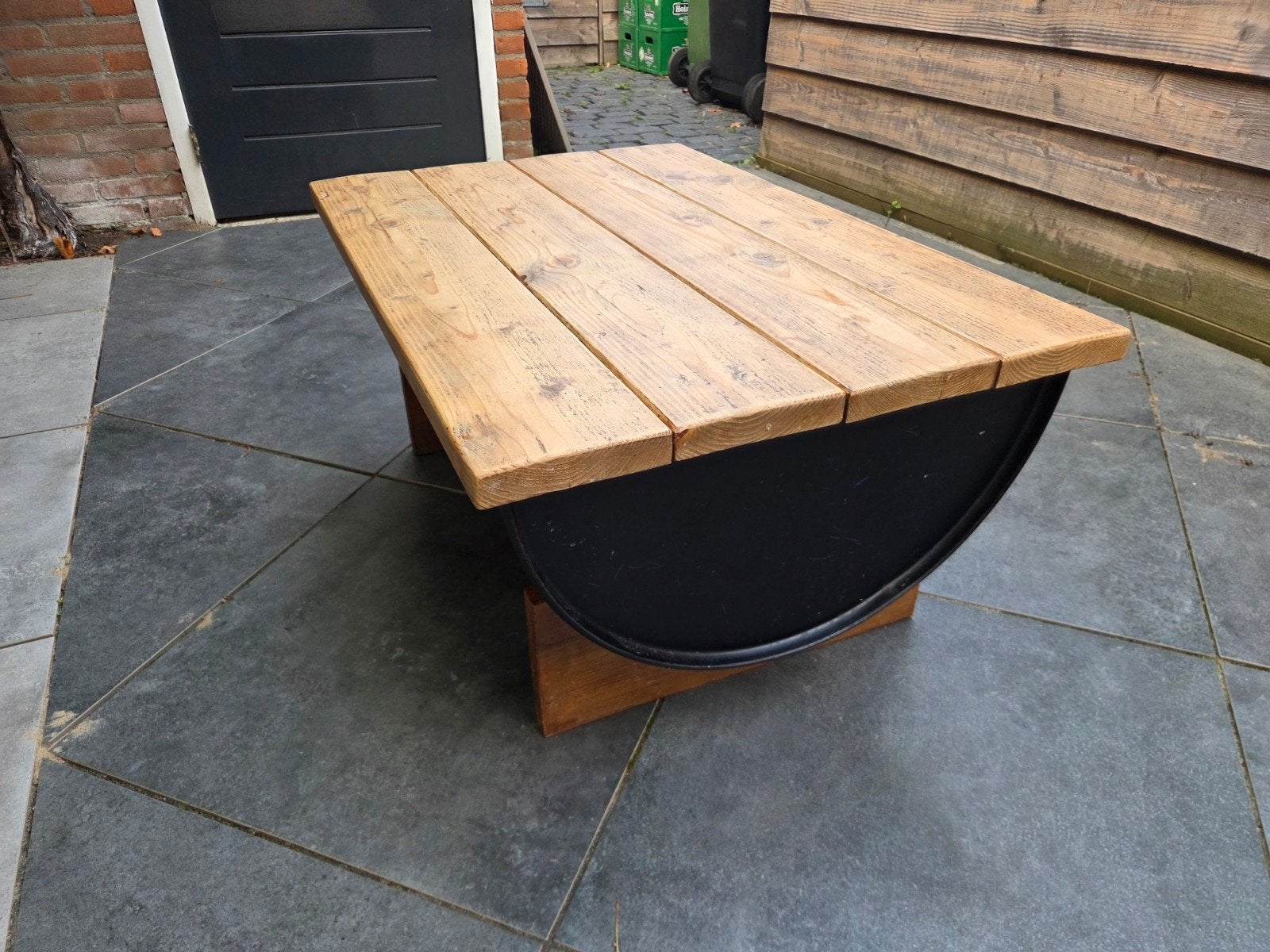 Unieke salontafel van olievat en hout, Gebruikt, 50 tot 100 cm, Industrieel, Landelijk, 50 tot 100 cm