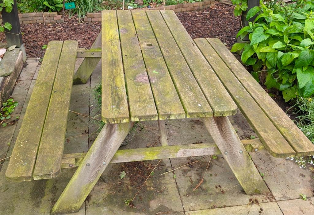 Picknicktafel 180x176 cm, Ophalen, Gebruikt, Rechthoekig, Hout