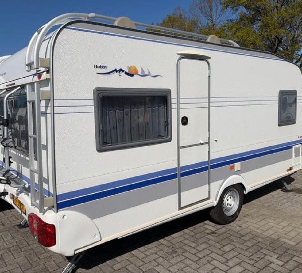 Hobby Excellent 460 UFE - Compacte en complete caravan, Caravans en Kamperen, Caravans, Rondzit, Hobby, Frans bed, Particulier