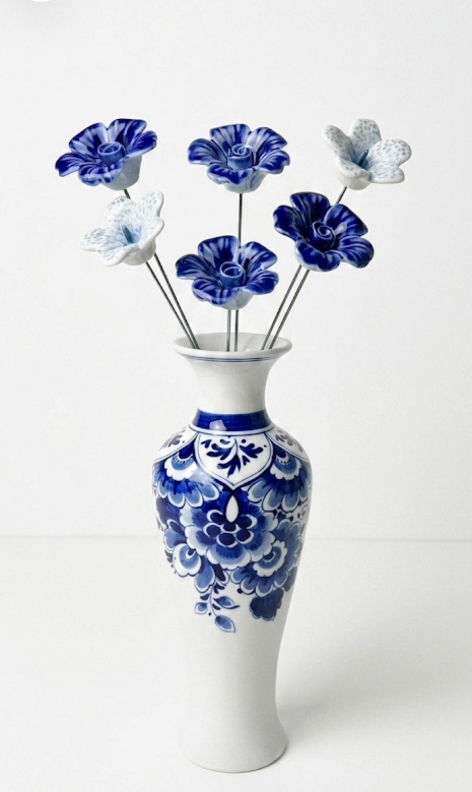NIEUW ! Prachtige set van Heinen vaas met keramieken bloemen, Huis en Inrichting, Ophalen of Verzenden, Nieuw, Blauw, Steen/keramiek