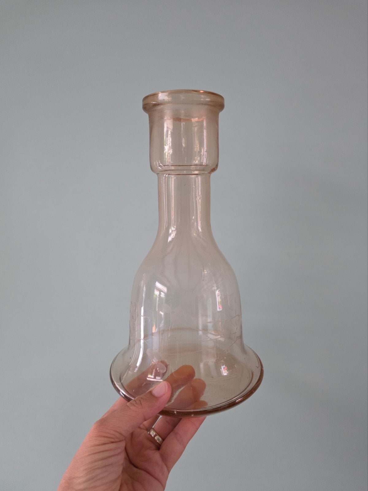 Vintage karaf/ vaas, geëtst roze persglas, Ophalen of Verzenden