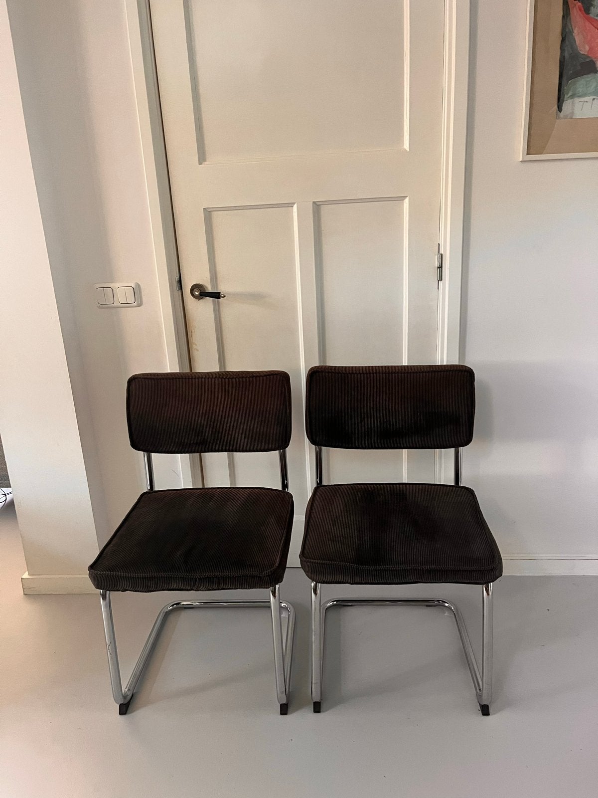 Set van 2 grijze buisframe ribstof stoelen, Huis en Inrichting, Stoelen, Ophalen, Gebruikt, Twee, Stof