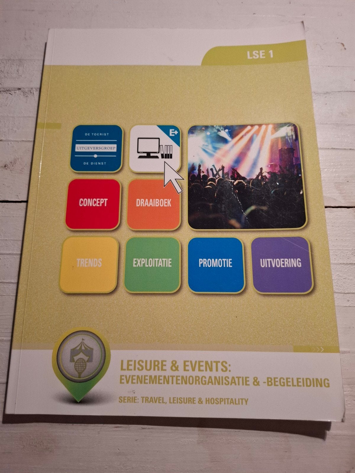 L. Büter - LSE 1, L. Büter, Ophalen of Verzenden, Zo goed als nieuw, Nederlands