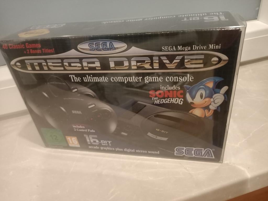 Sega Mega Drive Mini - Nieuw in doos, Spelcomputers en Games, Spelcomputers | Sega, Met games, Mega Drive, Met 2 controllers, Nieuw