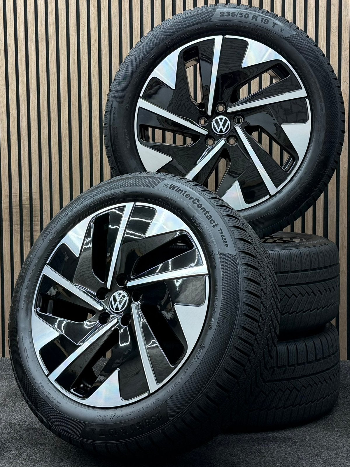 ZGAN! Originele 19 inch VW ID.7 Hudson 5x112 Continental ‘25, Auto-onderdelen, ., Banden en Velgen, Winterbanden, 235 mm