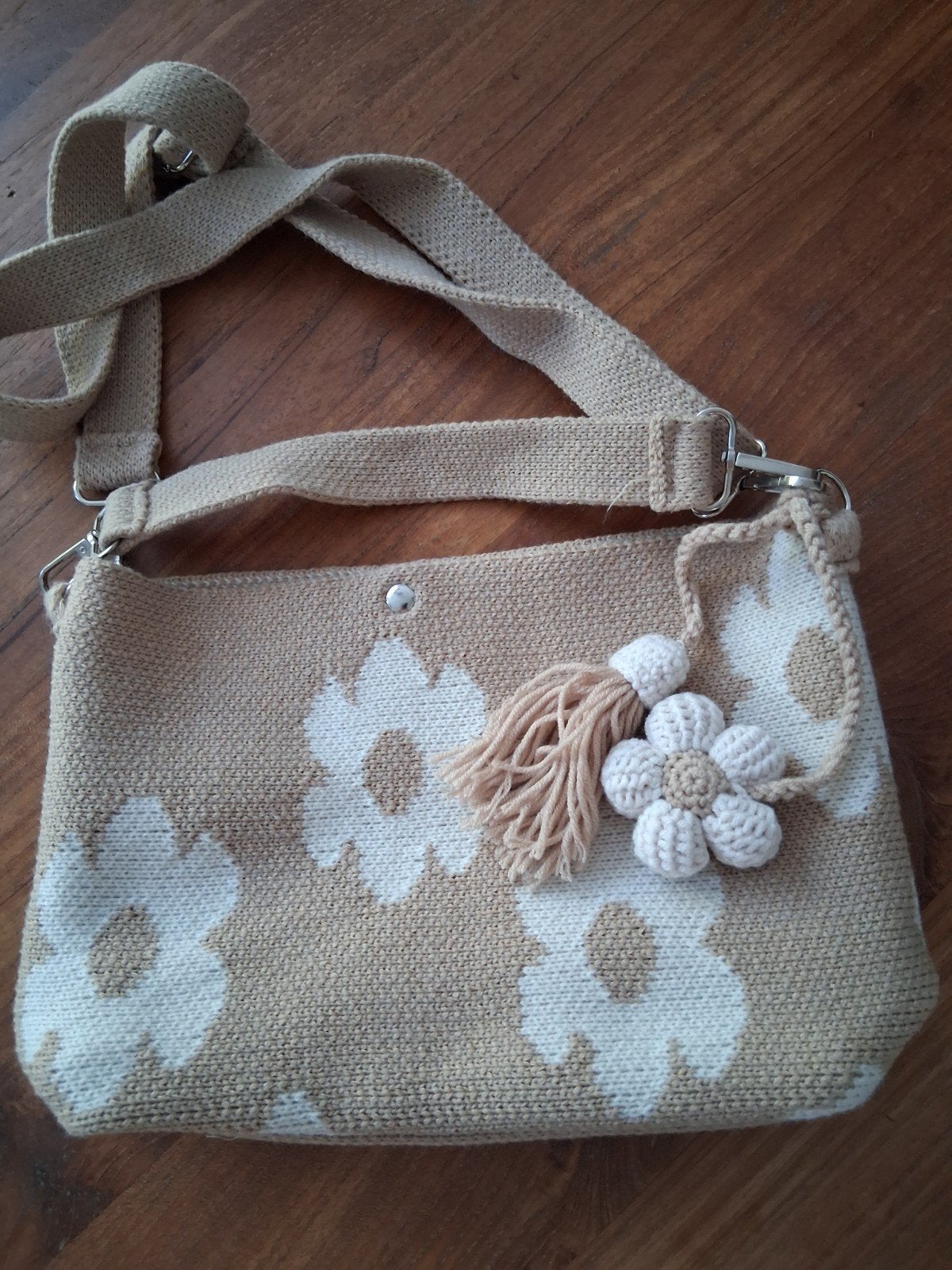 Tasje gebreid met witte bloemen, Ophalen of Verzenden, Wit
