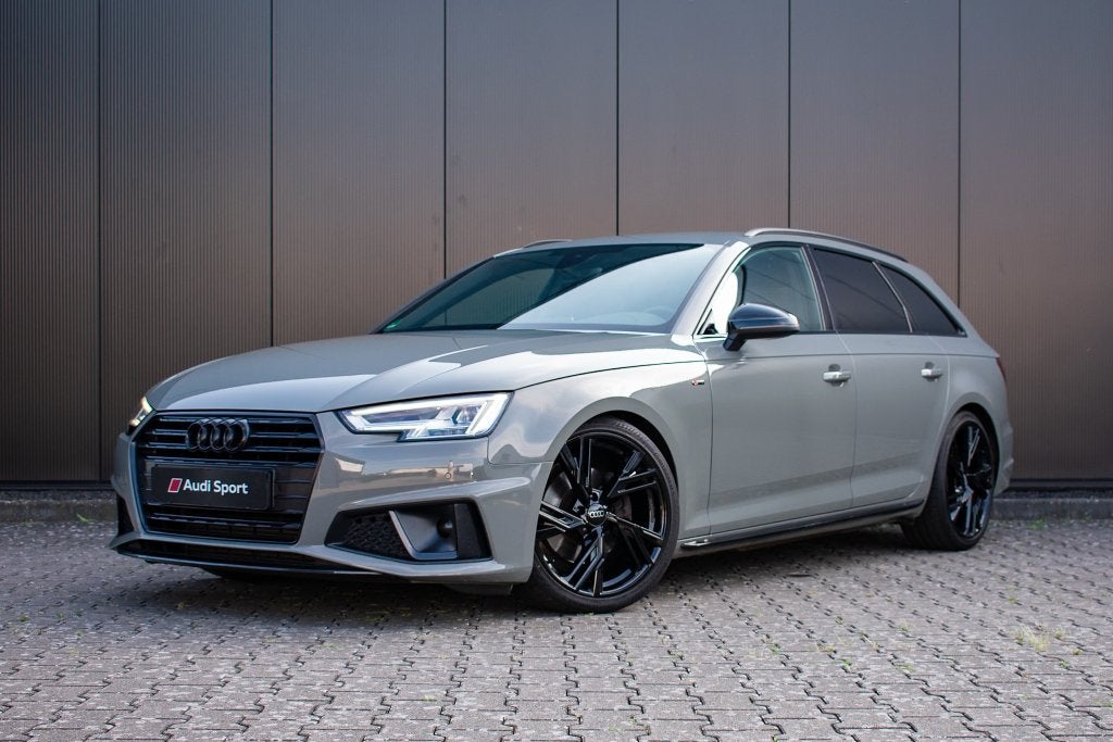 Audi A4 2.0 TFSI Competition S-Line Quantum Grey Black Optik, Auto's, Audi, 1984 cc, A4, Stationwagon, Lane Keeping Assist