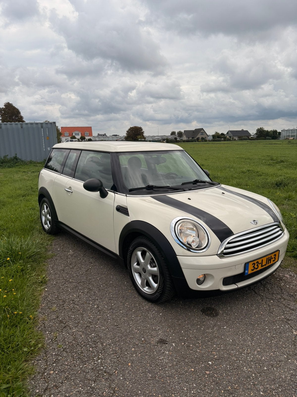 MINI | ONE CLUBMAN | Apple CarPlay | Revisie Cilinderkop |, Auto's, Voorwielaandrijving, Stof, Start-stop-systeem, 4 stoelen