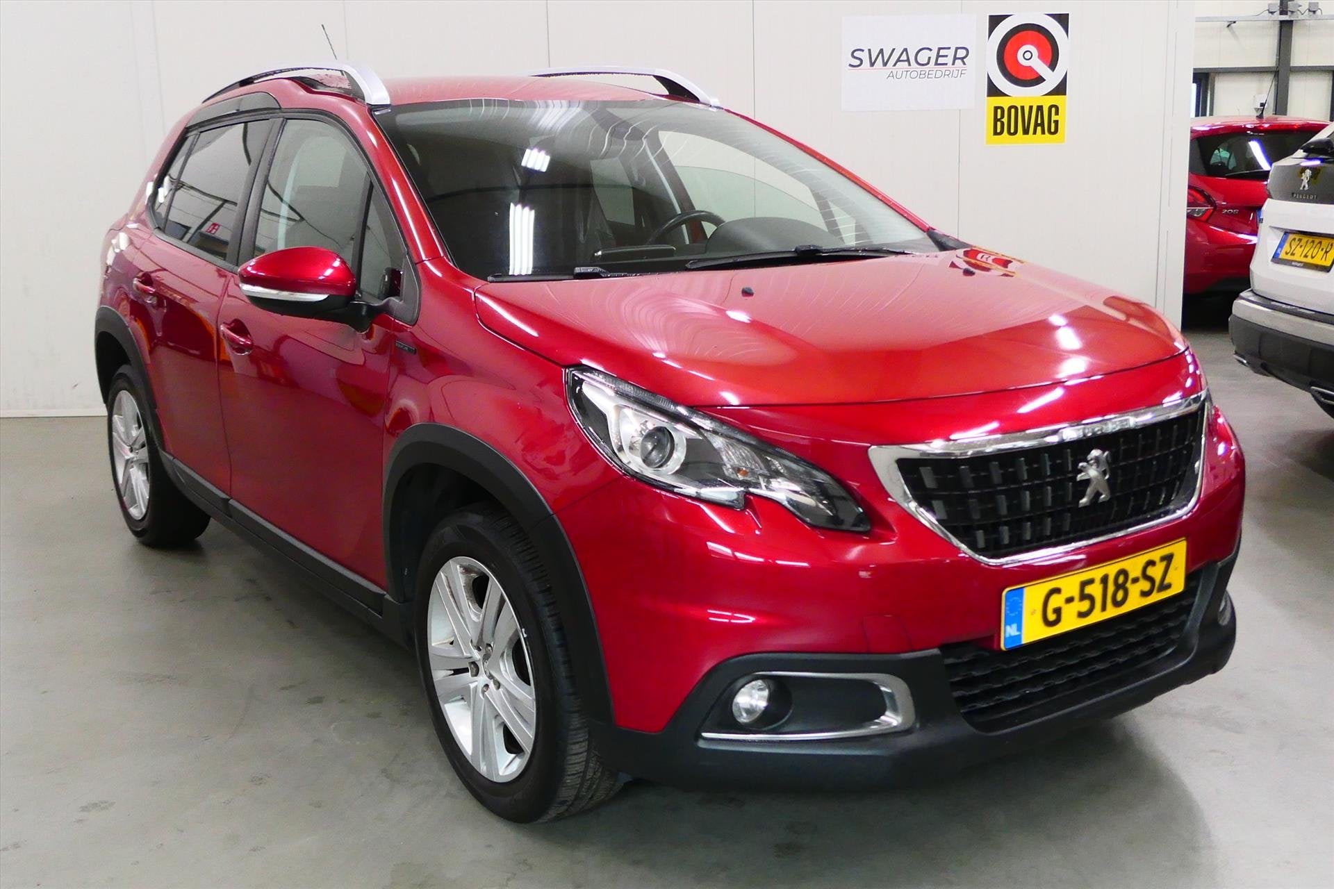 PEUGEOT 2008 1.2 PureTech 110pk Signature (Goed onderhouden), Auto's, Stof, 1199 cc, Origineel Nederlands, Bedrijf