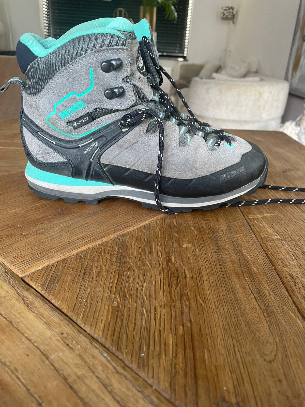 Meindl danes wandelschoenen maat 39, Sport en Fitness, Bergsport en Wandelen, Ophalen of Verzenden, Zo goed als nieuw, Schoenen