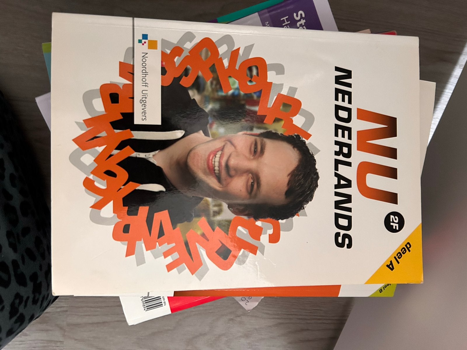 NU Nederlands 2F deel A - Noordhoff Uitgevers, Boeken, Ophalen of Verzenden, Zo goed als nieuw, VMBO, Nederlands