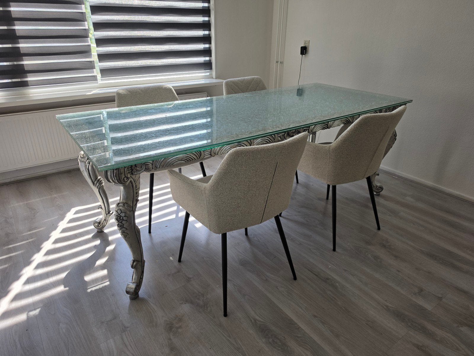 Eetkamertafel en salontafel met glazen bladen zilveren poten, Ophalen, Gebruikt, 50 tot 100 cm, 150 tot 200 cm
