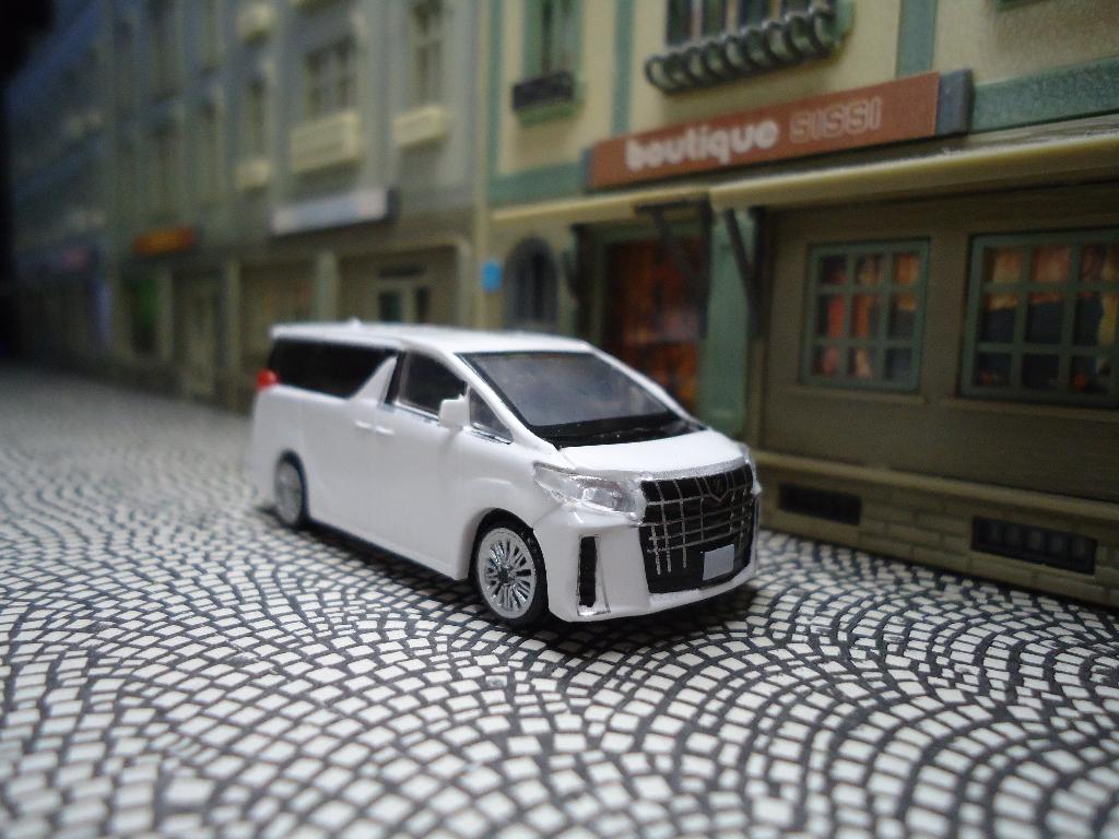 Toyota Alphard VIP Shuttle wit, Ophalen of Verzenden, Zo goed als nieuw, Bus of Vrachtwagen, Overige merken