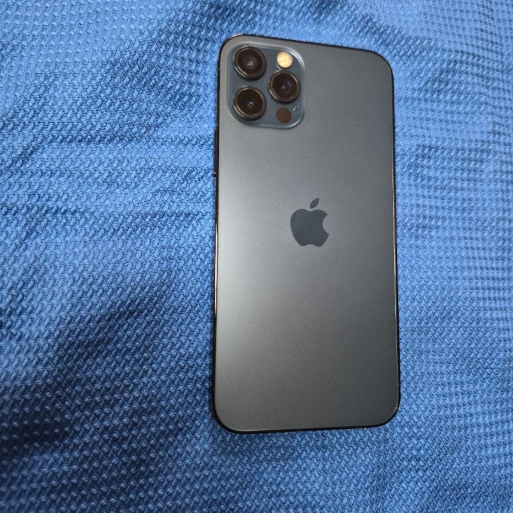 Foto 4 van Apple iPhone 12 Pro 256GB Nieuwe Accu Betaal in 3!