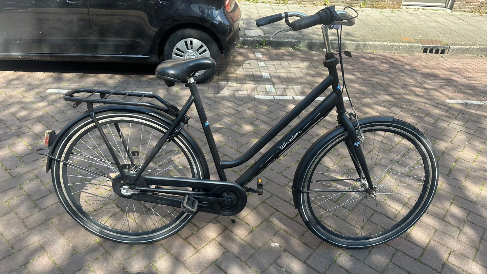 Omafiets - zwart Wheelerz, Fietsen en Brommers, Fietsen | Dames | Damesfietsen, Versnellingen, 56 cm of meer, Zo goed als nieuw